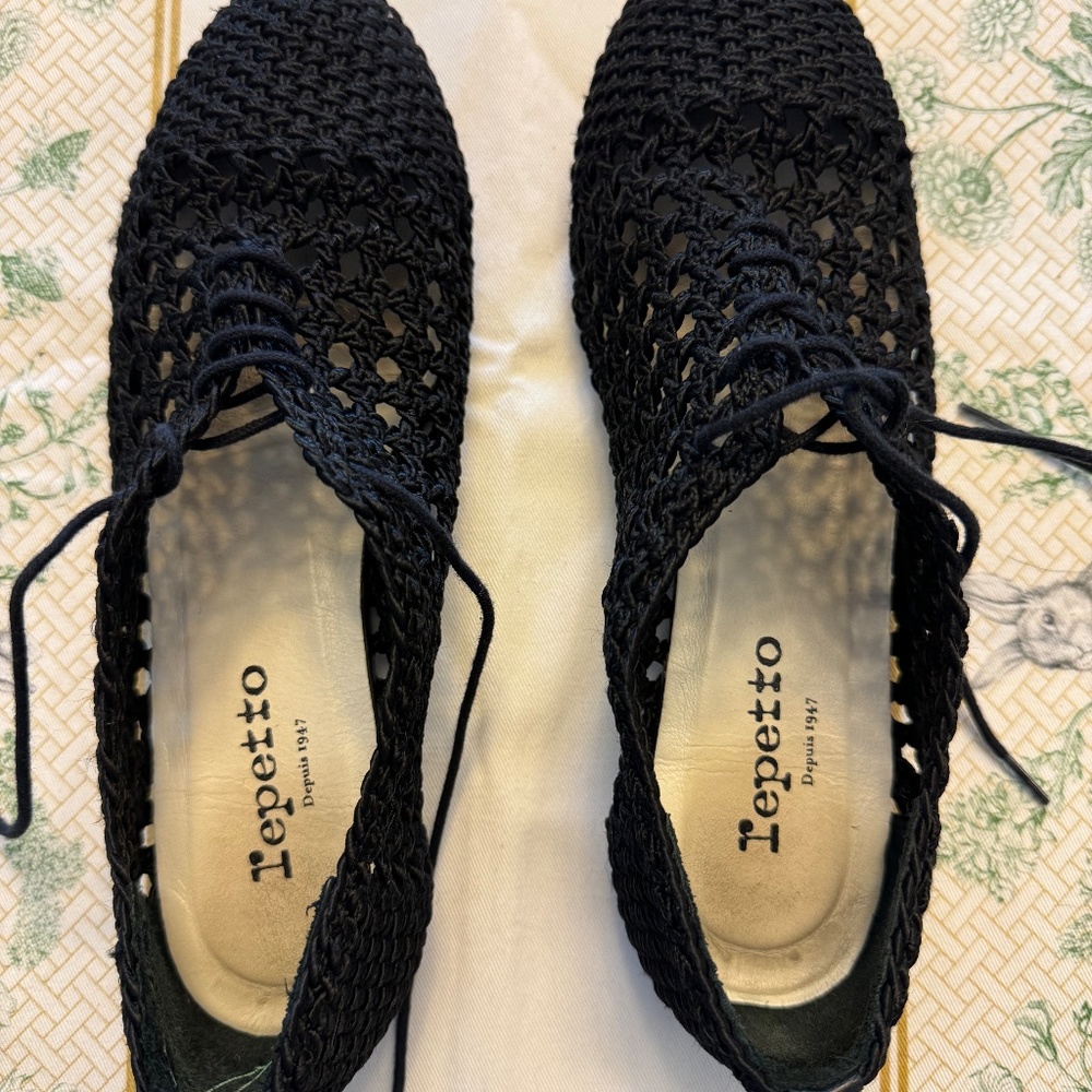 Repetto Black Crochet Lace-Up Flat - Picture 10 of 12